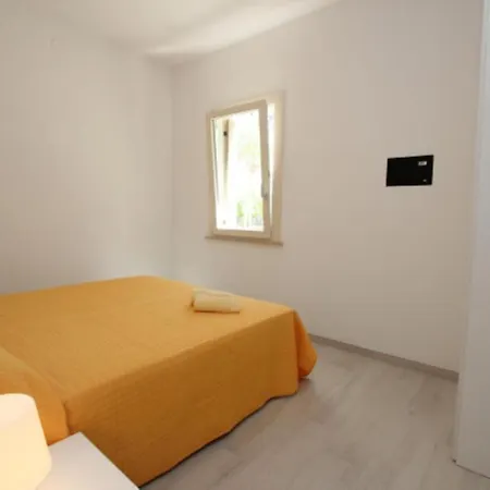 Apartment Beautiful With Terrace Close To The Sea - By Beahost *